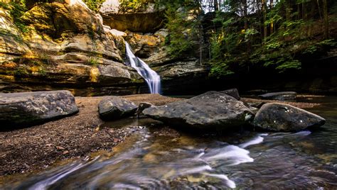 8 Trails You Must Hike in Hocking Hills State Park