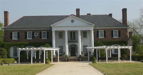 Boone Hall Plantation History: Intriguing and Incredible - Past Lane Travels