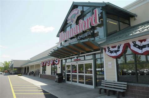 Hannaford recalls store brand white American cheese