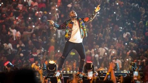 Highlights From Davido’s 02 Arena London Concert – Empire