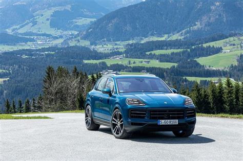 2023 Porsche Cayenne Review | Carzone