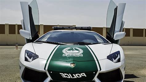 Dubai Unveils $500,000 Lamborghini Cop Car | Green Prophet