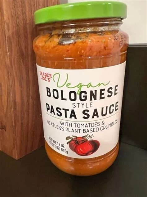 Trader Joe's Vegan Bolognese Sauce - Vegan Cheese Tasting