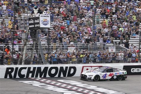Harvick wins again; NASCAR playoff picture remains muddled