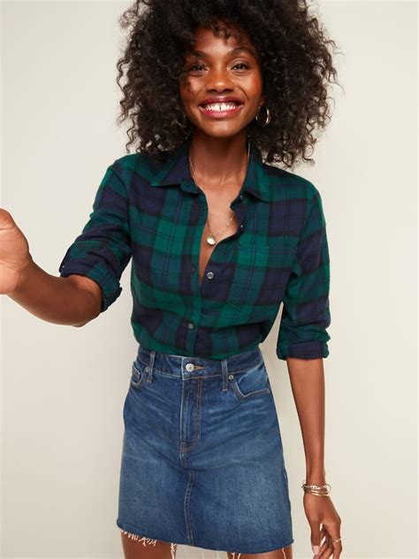 Try the Old Navy Classic Plaid Flannel Shirt for Women | Best Flannel Shirts For Women at Old ...