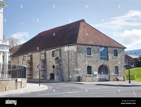 Maritime (Titanic) Museum, Southampton, Hampshire, England Stock Photo - Alamy