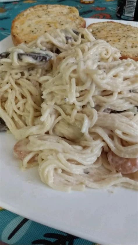 shrimp linguine with porta bella mushrooms and Alfredo sauce | Food, Ethnic recipes, Shrimp linguine