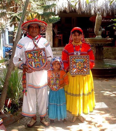 neomexicanismos | Mexican outfit, Mayan clothing, Mexican culture