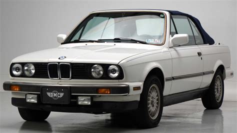 Alpine White 1989 BMW 325i Is A Lovely Convertible | Motorious