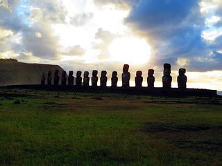 Ahu Tongariki sunrise - moai - statues - Easter Island - R… | Flickr