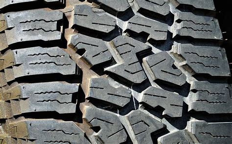 Different Types of Tyre Tread Patterns And Their Advantages | dubizzle