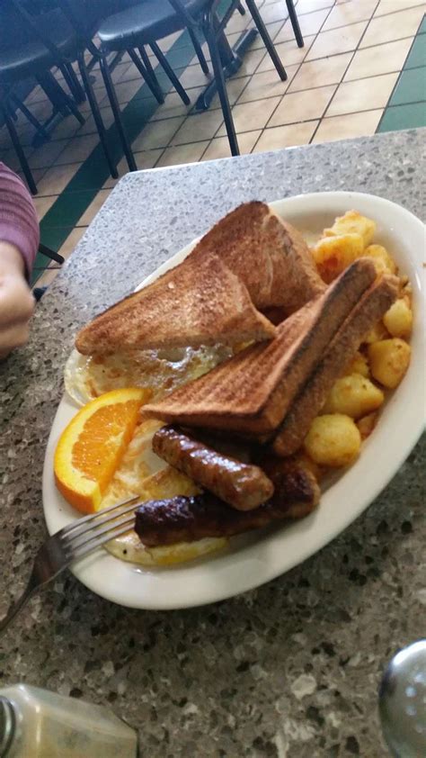 Luigi's - Breakfast, Lunch, Ice Cream: Peabody MA - 117 Lynnfield St, Peabody, MA 01960