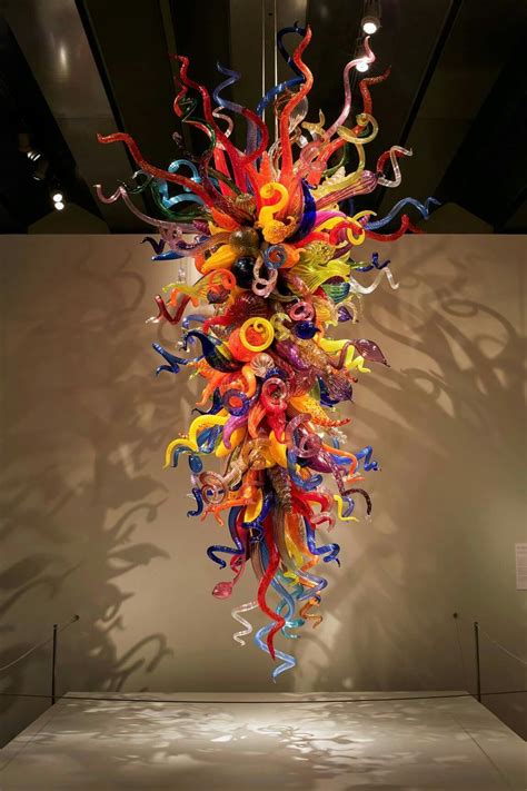 Chihuly’s "Gibson Chandelier" | Glass museum, Chihuly, Dale chihuly