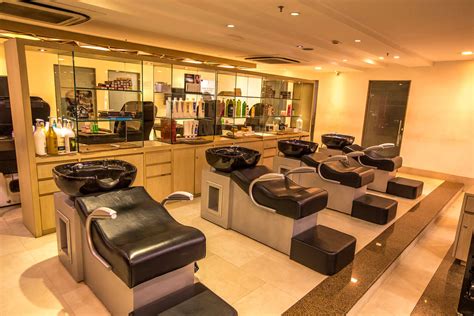 Best Salon In Hyderabad | Unisex Beauty Salon | Hair Salon near me