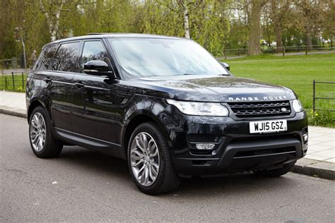 Range Rover Sport HSE Dynamic LEASE Civilised Car Hire