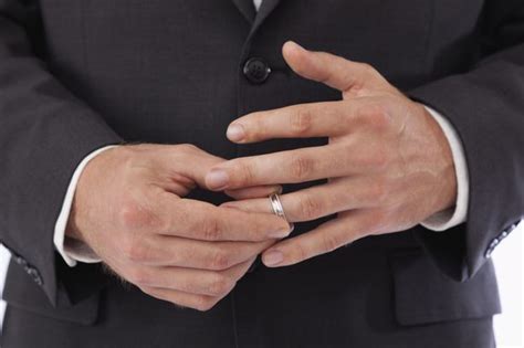 Ring Avulsion Injuries and Injury from Wedding Band