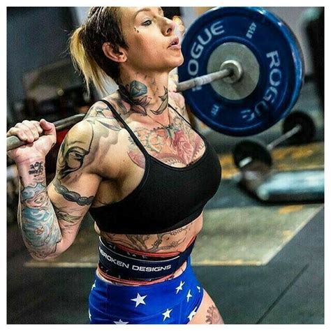 Kinessa Johnson 🇺🇸 | Powerlifting women, Fitness models female, Female powerlifter