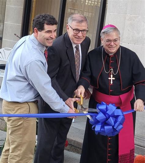 Catholic Charities Opens New Office in Downtown Allentown | Roman Catholic Diocese of Allentown