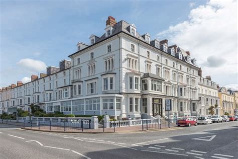 Shearings 5 day holiday - Review of The Marine Hotel, Llandudno, Wales ...