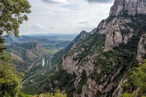 Hiking Montserrat in Catalonia, Spain | Earth Trekkers