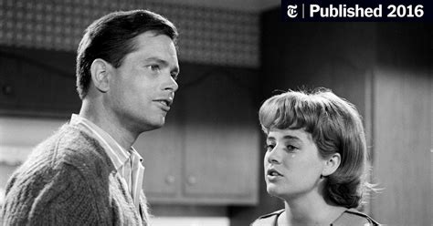 Eddie Applegate, a Sweetheart on ‘The Patty Duke Show,’ Dies at 81 - The New York Times