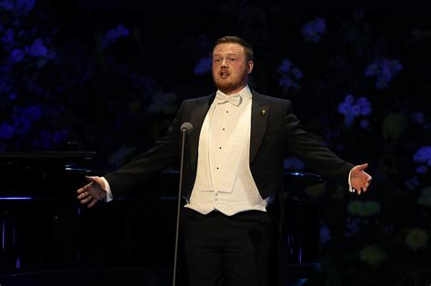 Welsh baritone crowned best young singer in the world