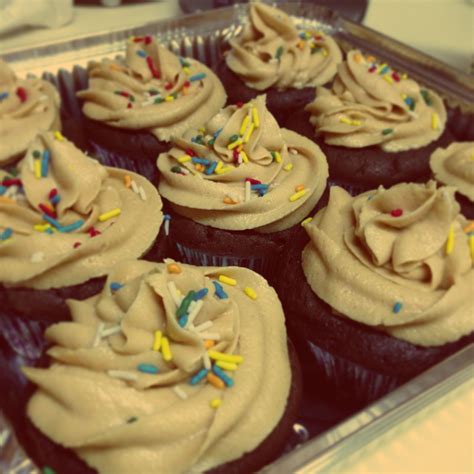 Barefoot contessa's chocolate cupcakes with peanut butter frosting | Desserts, Peanut butter ...