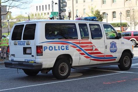 Washington, DC Metro Police Van | Alex Smith | Flickr