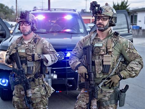 US Marshals Service Special Operations Group c.2016 [1747×1316] : policeporn