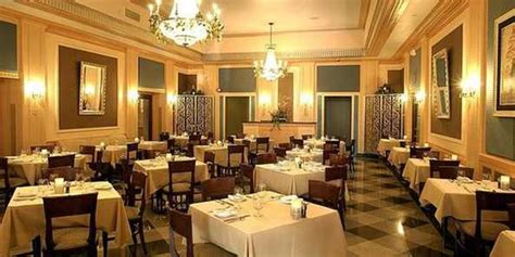 Envoy Restaurant & Lounge | Travel Wisconsin