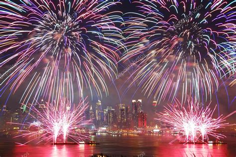 New York City fireworks show — Stock Photo © rabbit75_dep #4025985