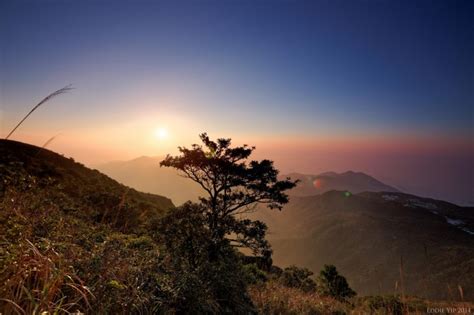 8 Hong Kong Hiking Trails with The Most Stunning Views