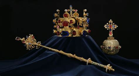 Czech Crown Jewels | Martina Tomková - Licensed Guide of Prague