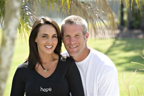 Deanna Favre NFL Brett Favre's Wife (Bio, Pics, Wiki) | Nfl, Wife and ...