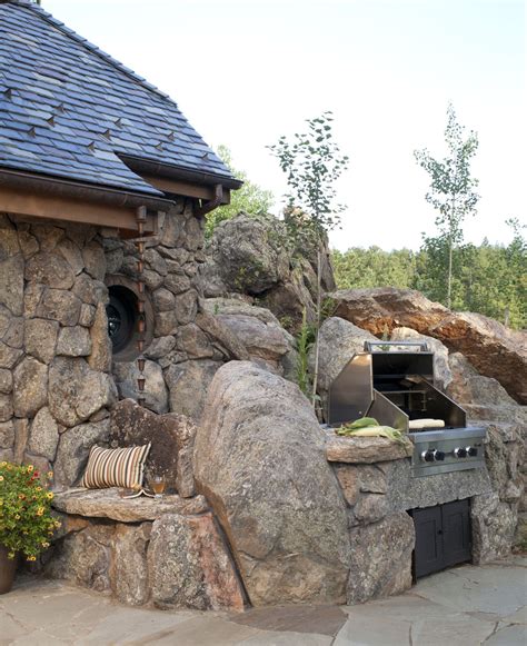 Tiny Homes Built With Stone - Use Natural Stone