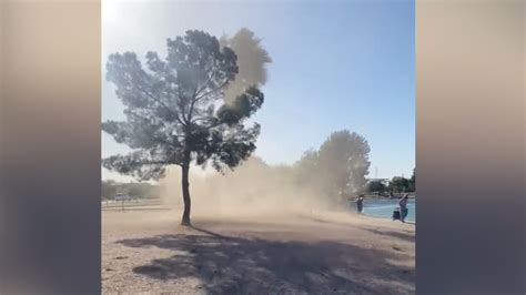 ‘Oh my God!’: Meteorologist finds himself inside dust devil in Arizona