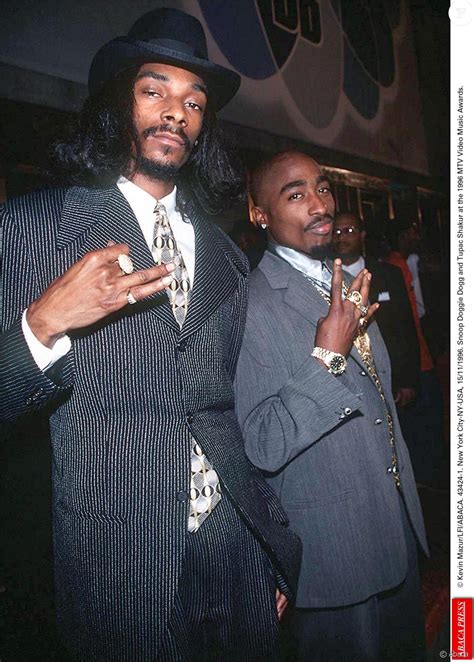 Tupac et Snoop Dogg aux MTV Video Music Awards en 1996 - Purepeople