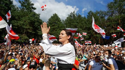 Pulling Levers in Exile, Belarus Opposition Leader Works to Keep Her ...