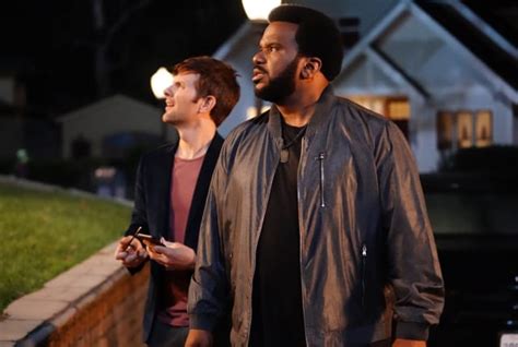 Watch Ghosted Season 1 Episode 2 Online - TV Fanatic