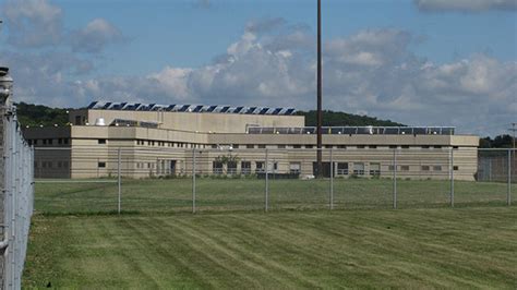 Prison guards, nurses and inmates at Chillicothe prison treated for possible drug exposure