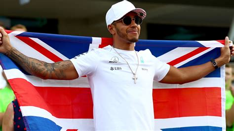 Lewis Hamilton wins fourth Formula 1 world championship title | F1 News