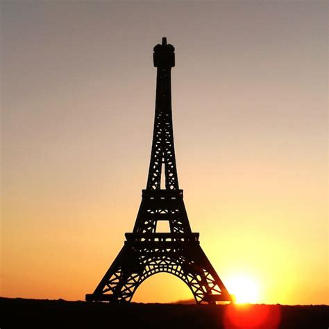 Premium Photo | Silhouette of eiffel tower at sunset