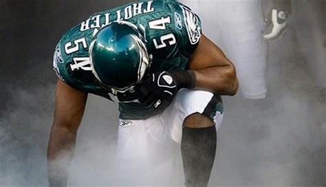 Philadelphia Eagles LB Jeremiah Trotter | Football helmets, Fly eagles ...