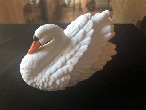 Royal Heritage Snow Swan Figurine - Etsy