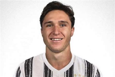 Federico Chiesa è un nuovo calciatore della Juventus