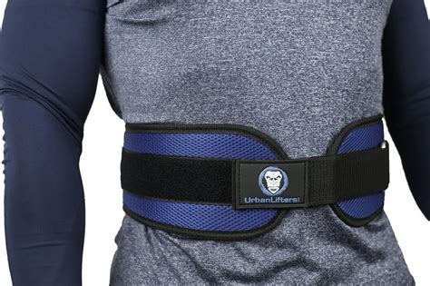 How to Wear a Weightlifting Belt: The Complete Guide