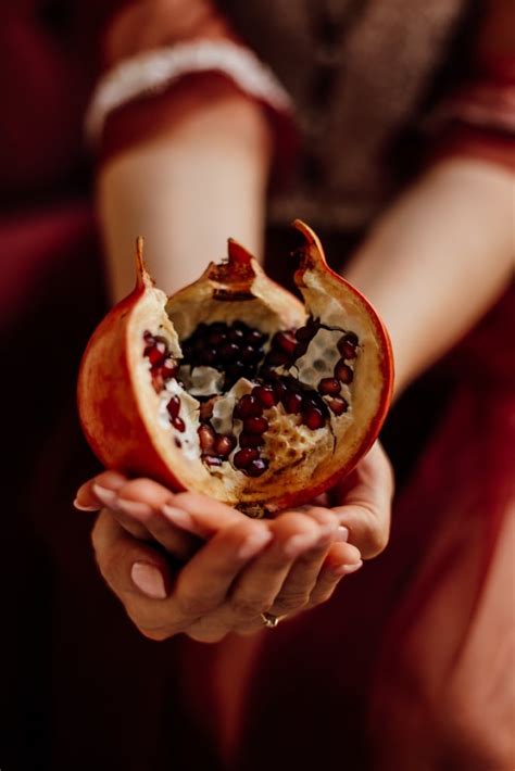 POMEGRANATE THE GREEK SYMBOL OF GOOD LUCK - Unique Destination