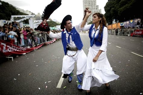 walking distance & et cetera -: Argentina Traditional Costume