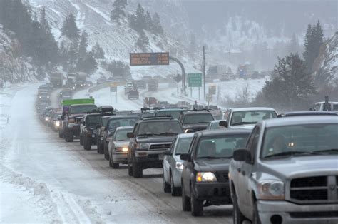 7 Tips to Make Your I-70 Winter Drive Easier | Colorado Public Radio