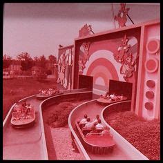 Hanna-Barbera Land at King's Island Amusement Park, 1970's. Amusement Park Outfit, Amusement ...